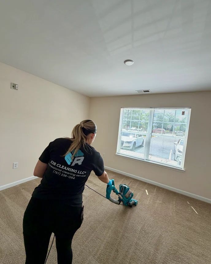 Move-in and move-out cleaning
